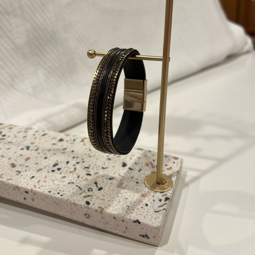 EXPRESS BRACELET
